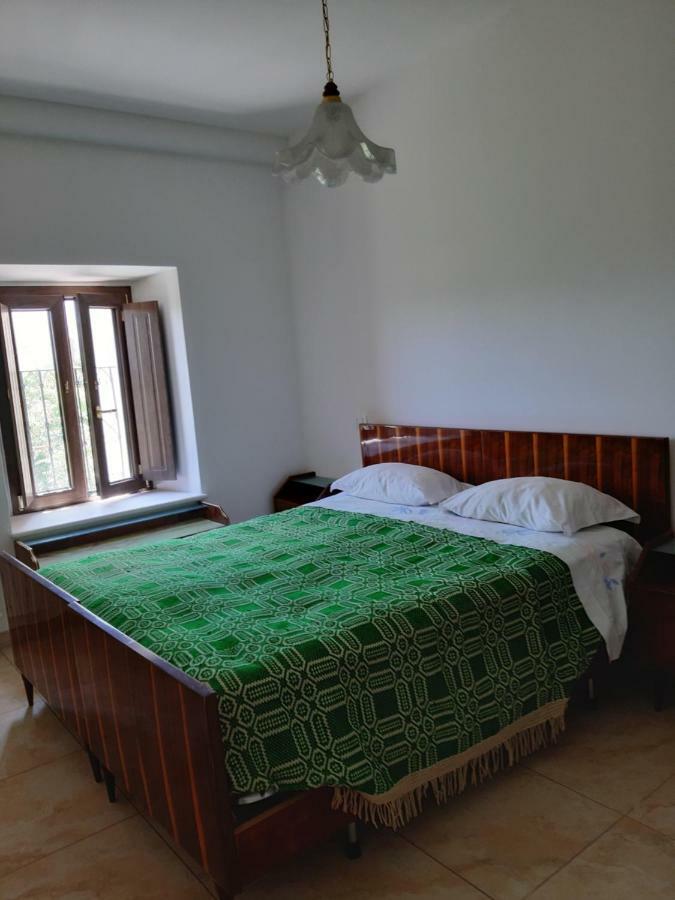 Casa Iacobucci Villa Fagnano Alto ภายนอก รูปภาพ